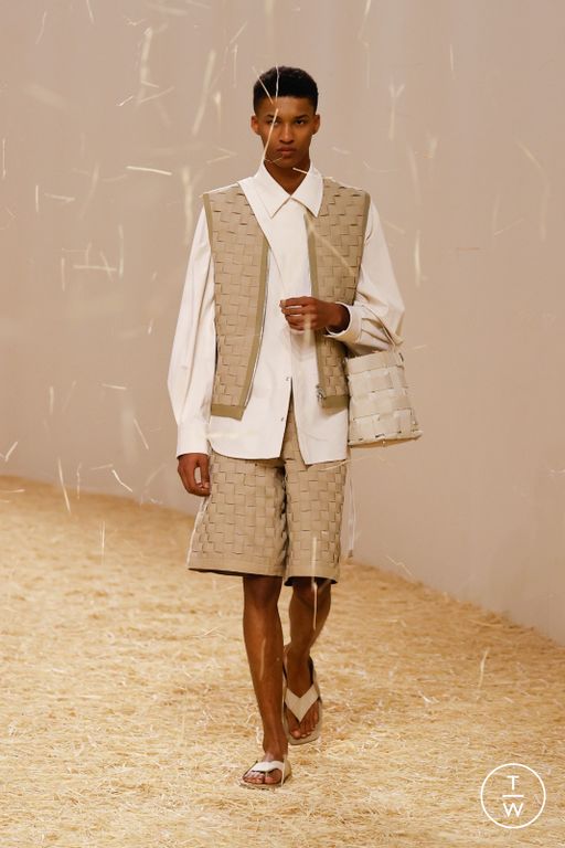 SS23 Jacquemus Look 39