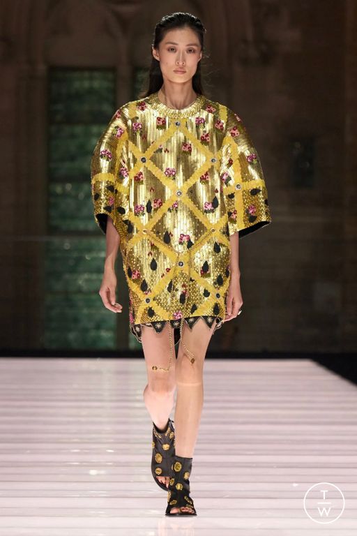 RS 26 Louis Vuitton Look 21