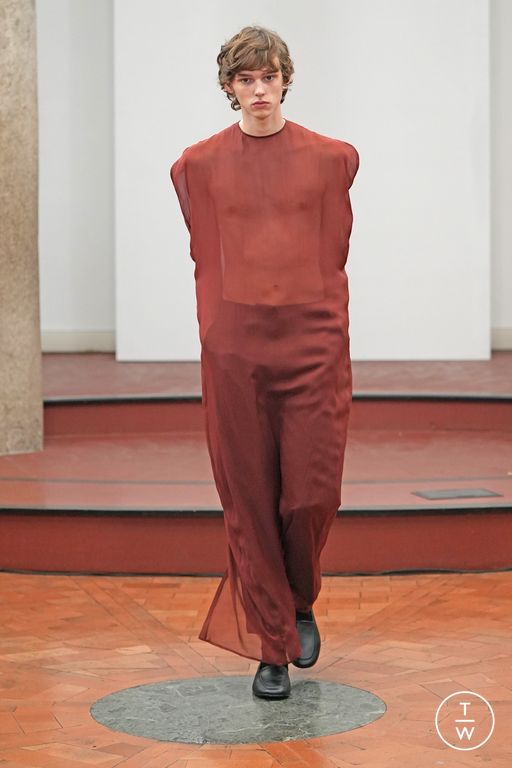 SS26 Institution By Galib Gassanoff Look 16