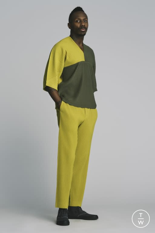 FW22 Homme Plissé Issey Miyake Look 14