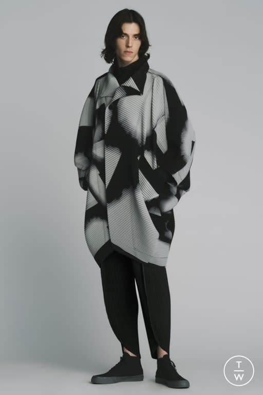 FW22 Homme Plissé Issey Miyake Look 28