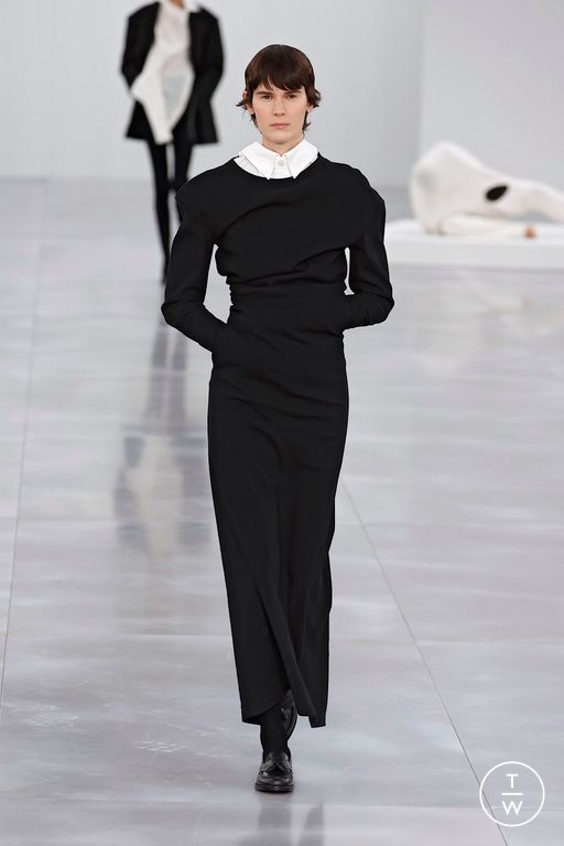 Josie's Runway 原画　一点もの Maison MIHARA YASUHIRO's SS25 Collection Celebrates Identity
