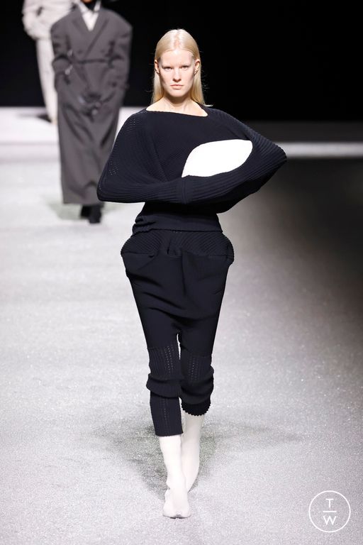 FW26 Issey Miyake Look 9