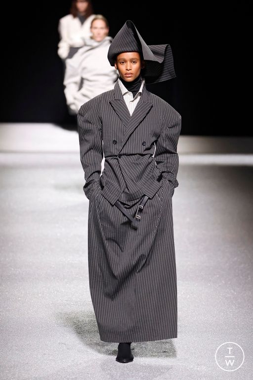 FW26 Issey Miyake Look 10