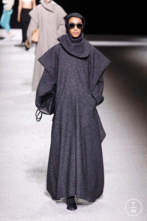 FW26 Issey Miyake Look 18