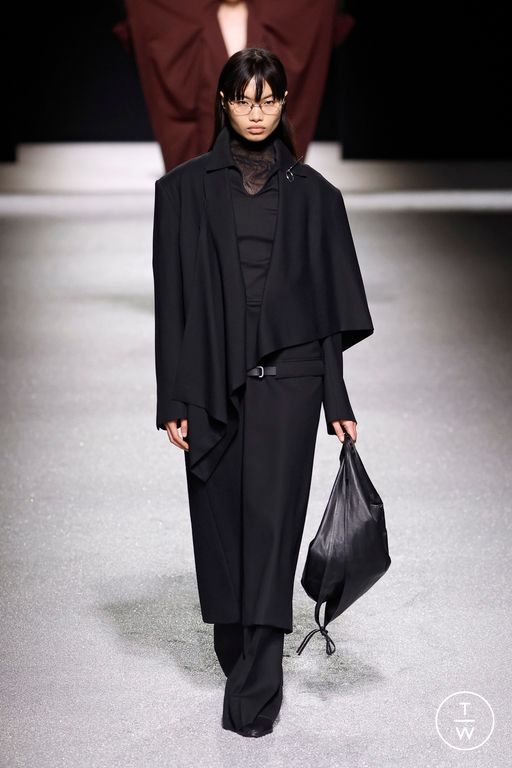 FW26 Issey Miyake Look 24