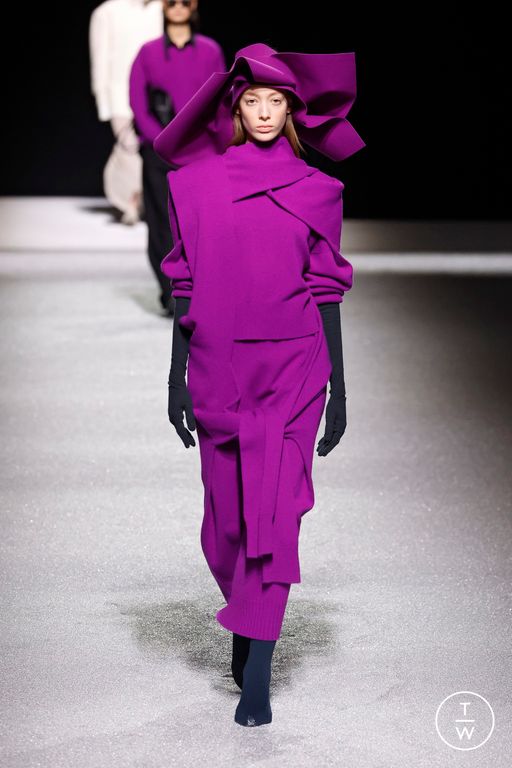FW26 Issey Miyake Look 33