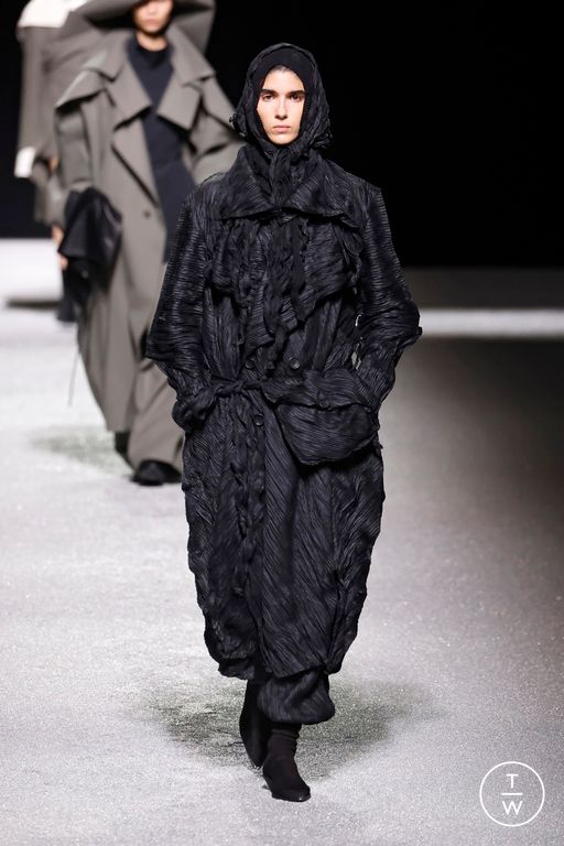 FW26 Issey Miyake Look 41