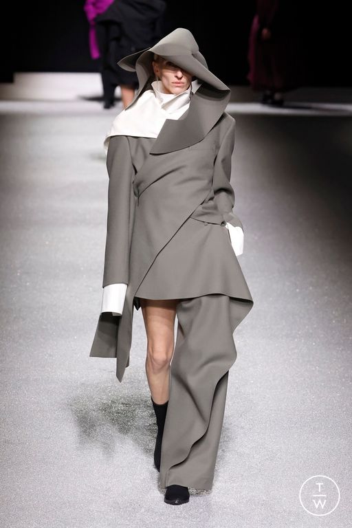 FW26 Issey Miyake Look 43