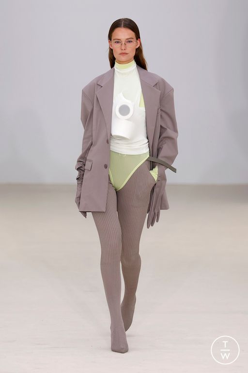 SS26 Issey Miyake Look 19
