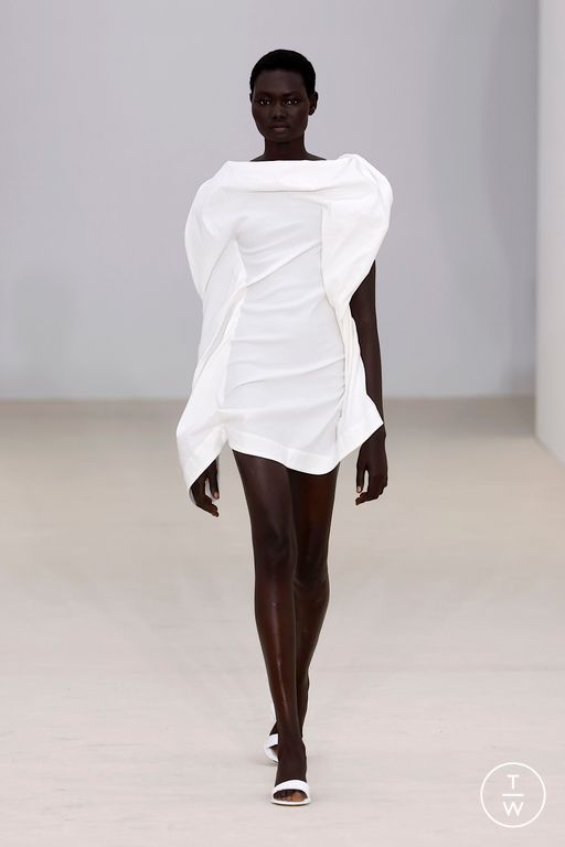 SS26 Issey Miyake Look 32