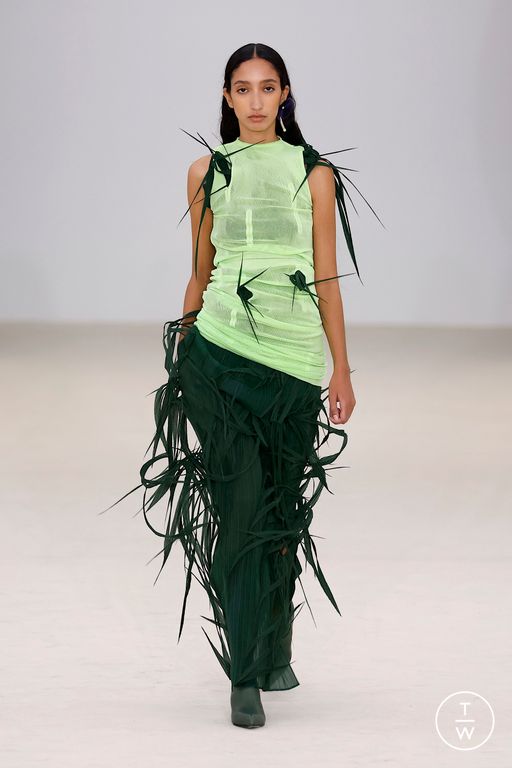 SS26 Issey Miyake Look 42