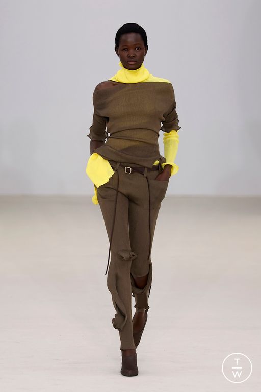 SS26 Issey Miyake Look 49