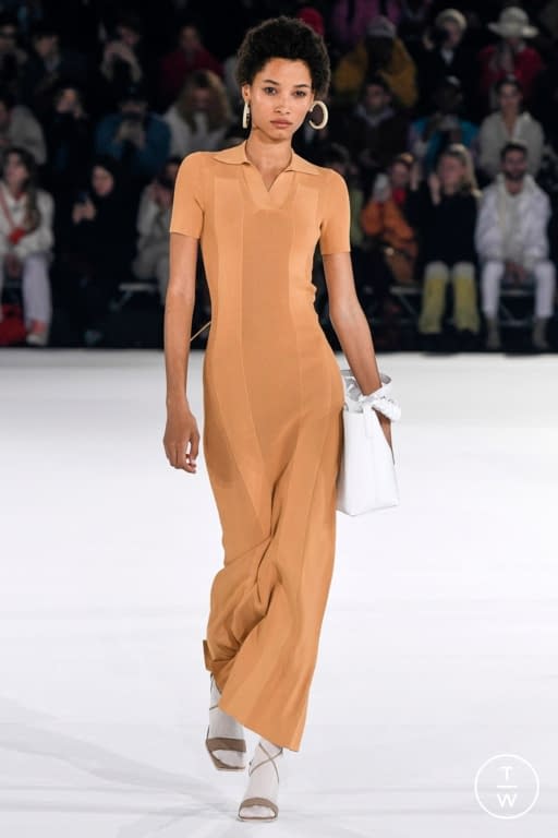 Jacquemus FW21 womenswear #21 - Tagwalk: The Fashion Search Engine