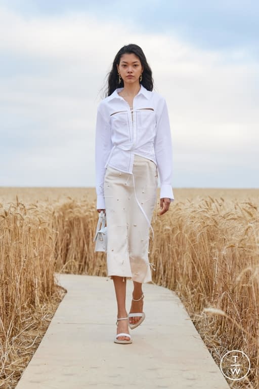 SS21 Jacquemus Look 15
