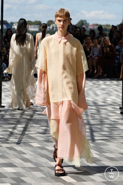 Spring-Summer 2025 Jason Wu Look 9