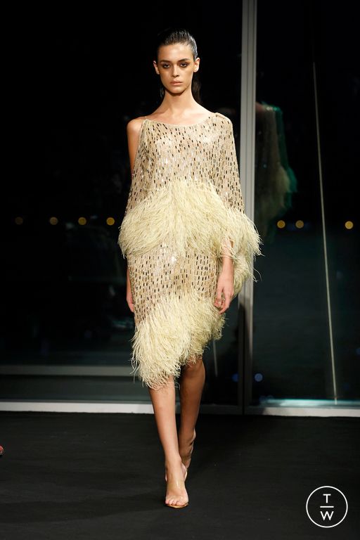 FW26 Julien MacDonald Look 31