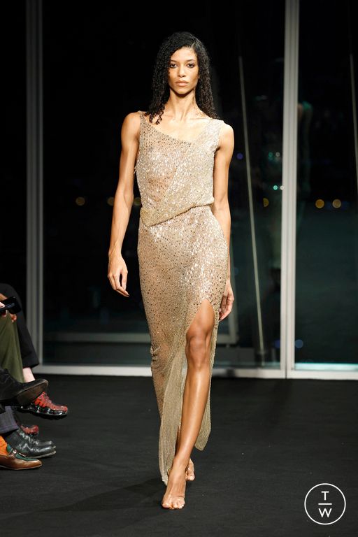 FW26 Julien MacDonald Look 45