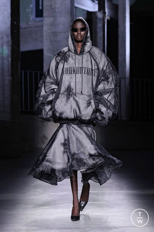 SS25 Juun.J Look 17