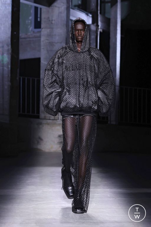 SS25 Juun.J Look 18
