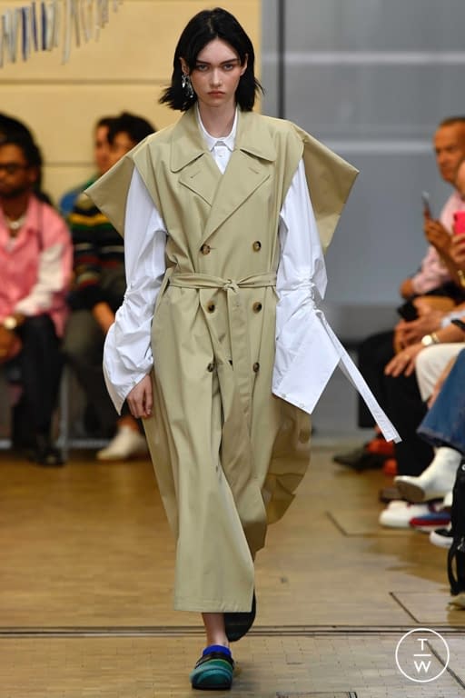 SS20 JW Anderson Look 17