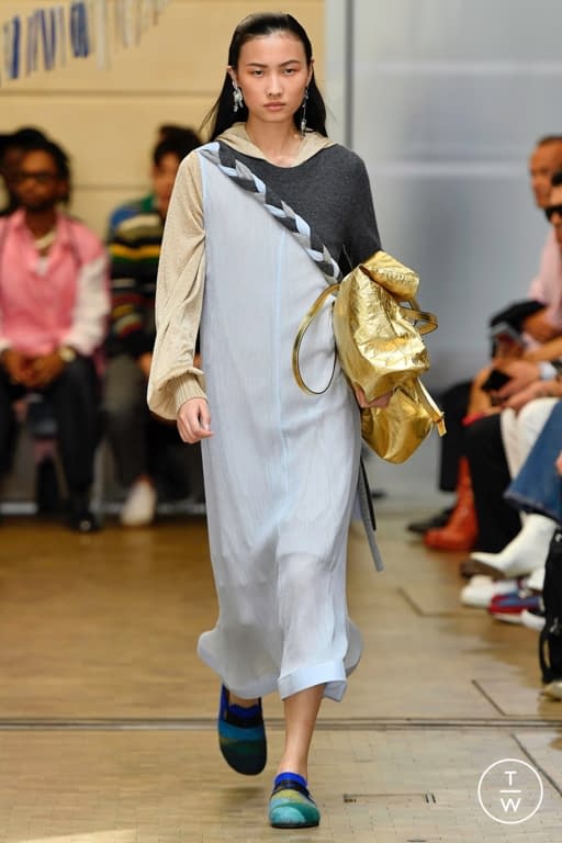 SS20 JW Anderson Look 30