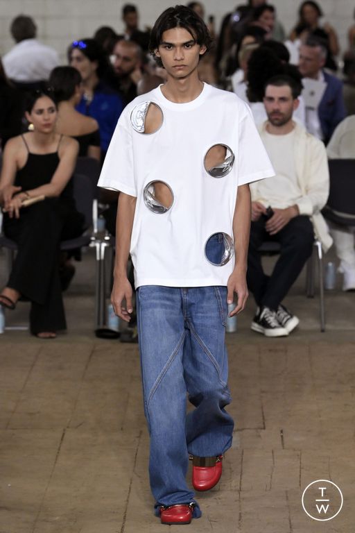 SS23 JW Anderson Look 3