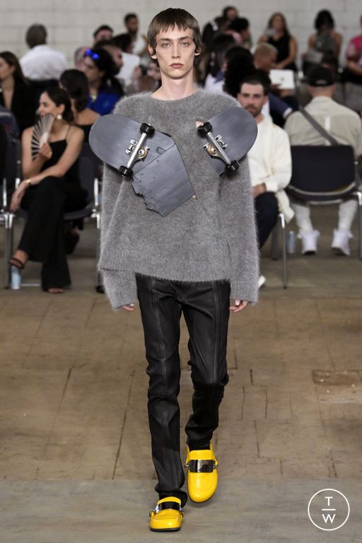 SS23 JW Anderson Look 5