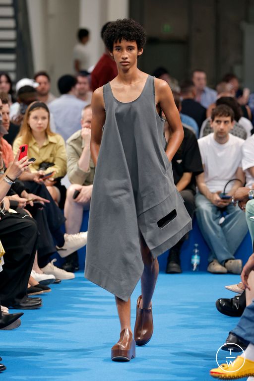 SS24 JW Anderson Look 32
