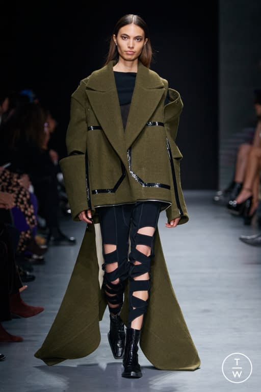 FW22 BUDAPEST SELECT Look 25