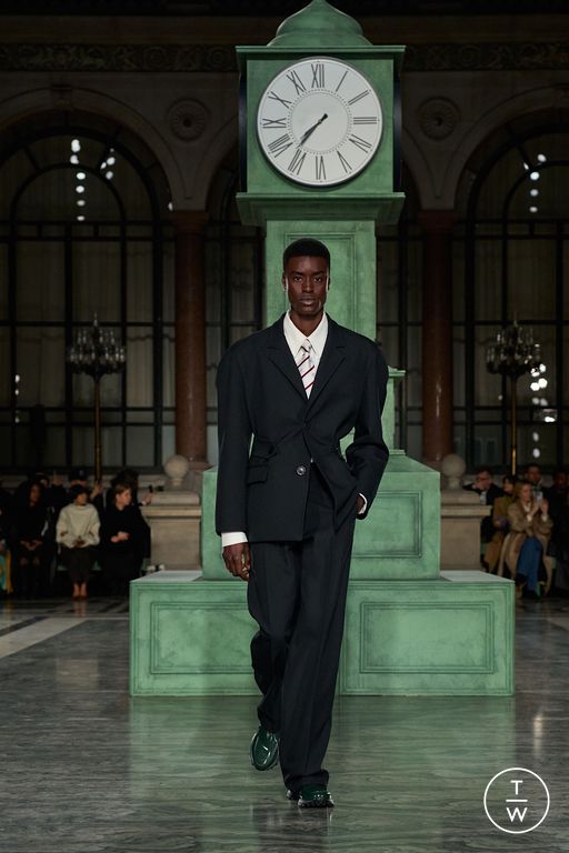 FW25 Kent & Curwen Look 3