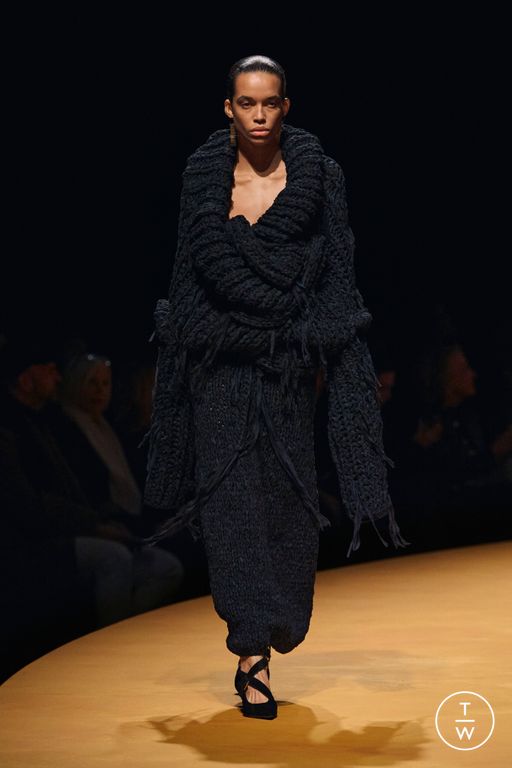 FW25 Khaite Look 26