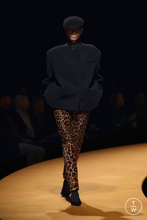 FW25 Khaite Look 29