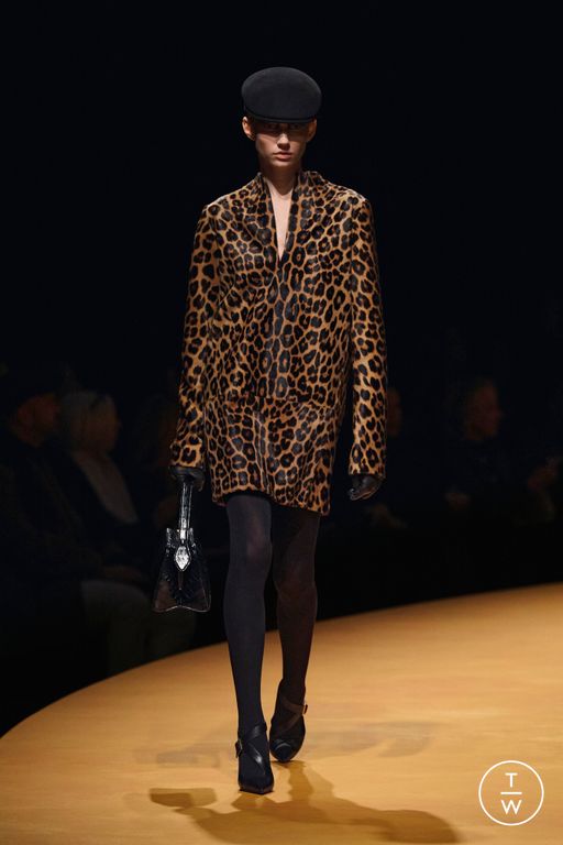 FW25 Khaite Look 31