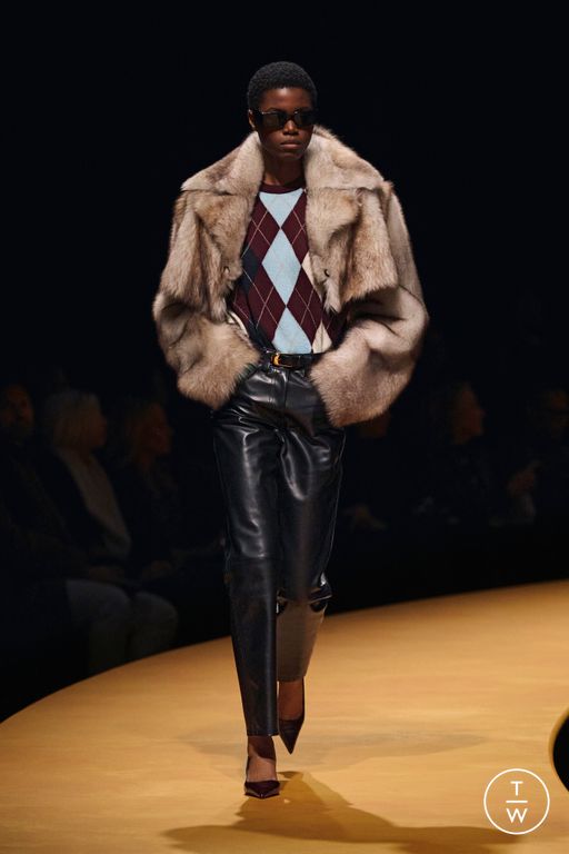 FW25 Khaite Look 34