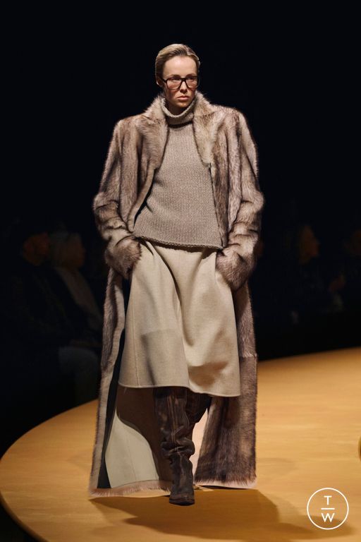 FW25 Khaite Look 43