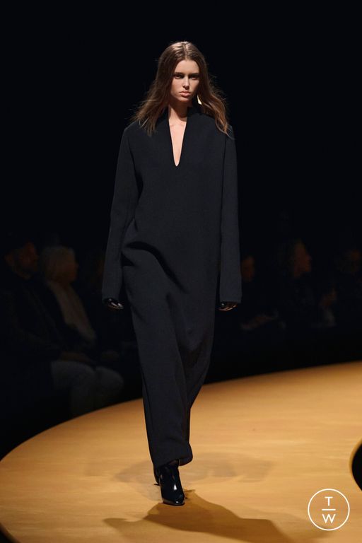 FW25 Khaite Look 46