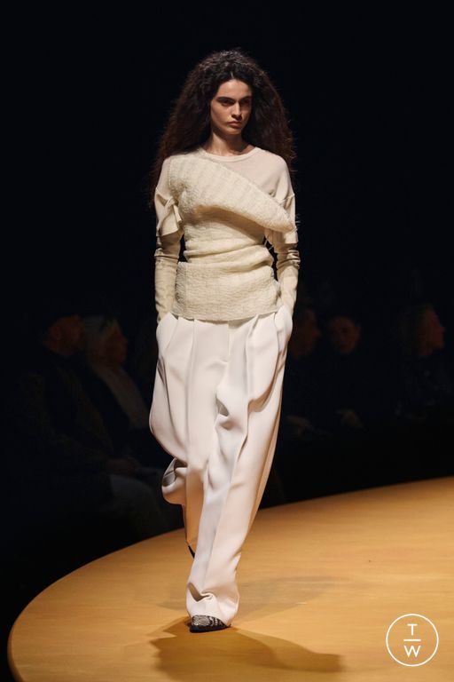 FW25 Khaite Look 52