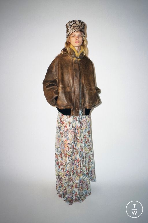 RS 26 Khaite Look 47