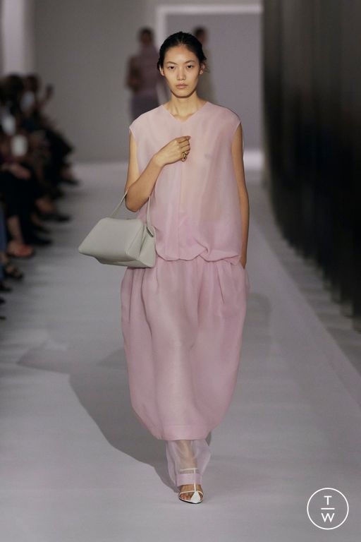 Spring-Summer 2025 Khaite Look 22