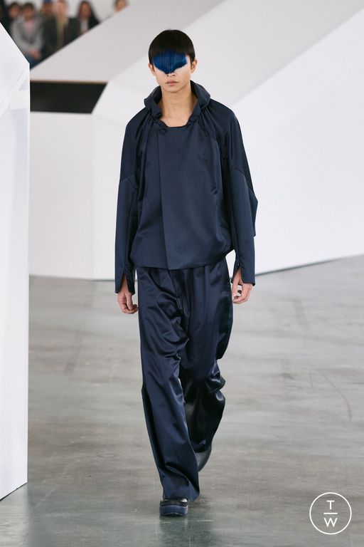 FW26 Kiko Kostadinov Look 17