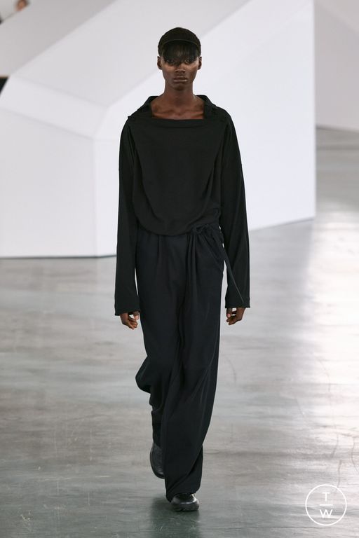 FW26 Kiko Kostadinov Look 24