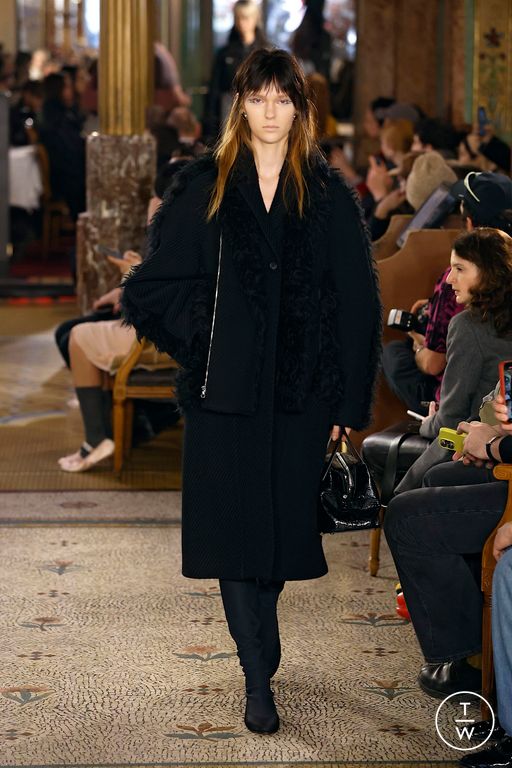 FW25 Kiko Kostadinov Look 35