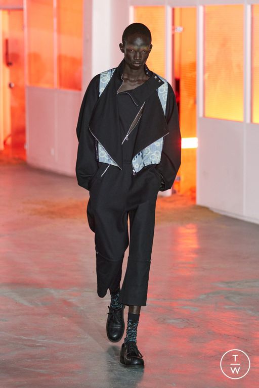 SS 26 Kiko Kostadinov Look 19
