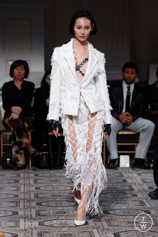 FW25 Kim Shui Look 1