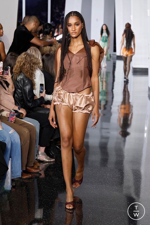 SS26 Kim Shui Look 20