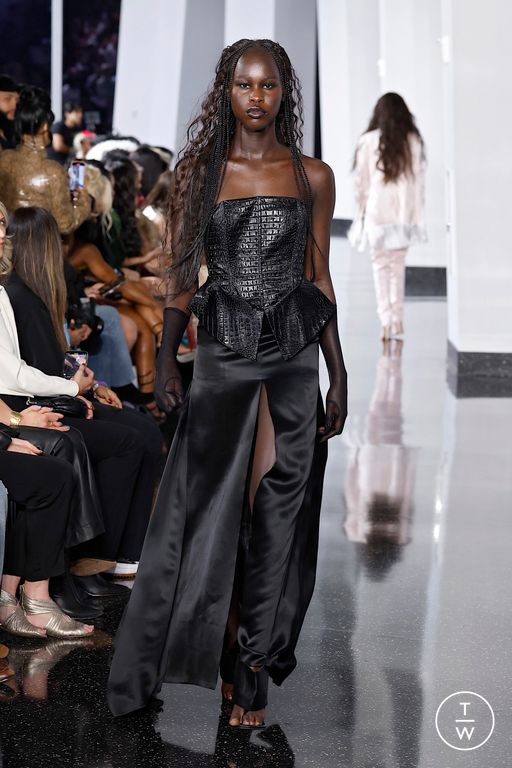 SS26 Kim Shui Look 40