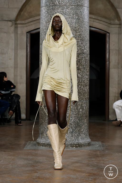 Spring-Summer 2025 KNWLS Look 3