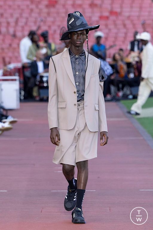 Spring-Summer 2025 Labrum London Look 38