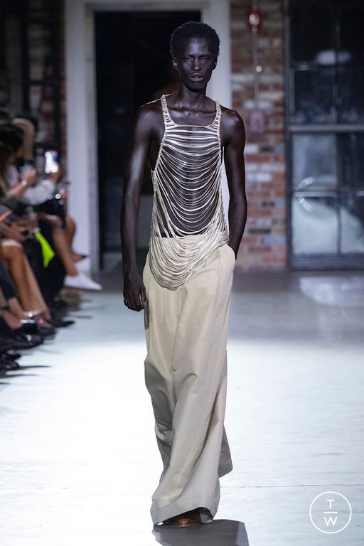 Spring-Summer 2025 LaQuan Smith Look 22